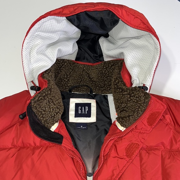 GAP Red Puffer Down MultiCompartment Zip-Up Coat Removable Hood Jacket Unisex A9 - Picture 6 of 16